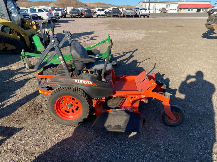 Kubota Z421 Zero Turn